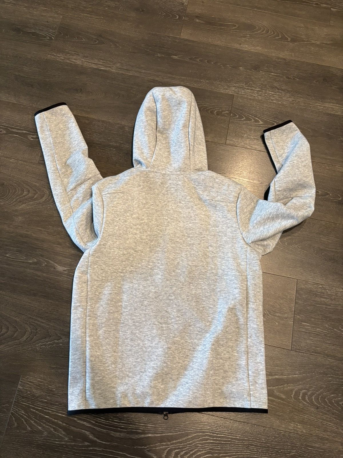 Nike Men’s M Grey Nike Tech Fleece Hoodie - Gently Worn,Excellent Size US M / EU 48-50 / 2 - 5 Thumbnail