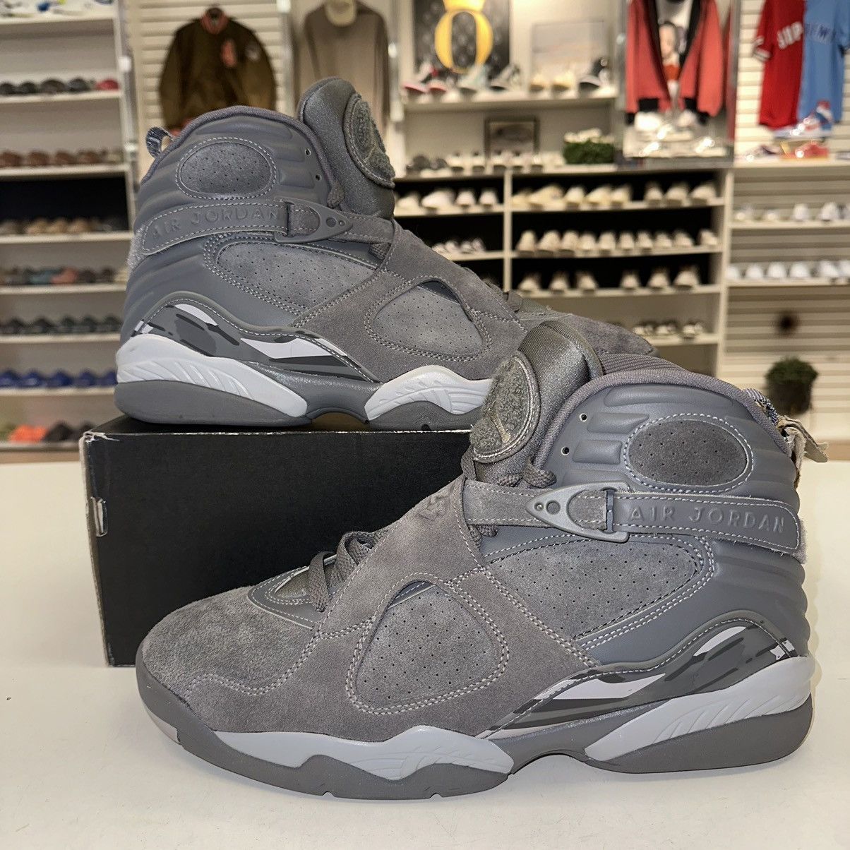 Jordan Brand Size 10.5 - Jordan 8 Retro Cool Grey 2017 Size US 10.5 / EU 43-44 - 1 Thumbnail
