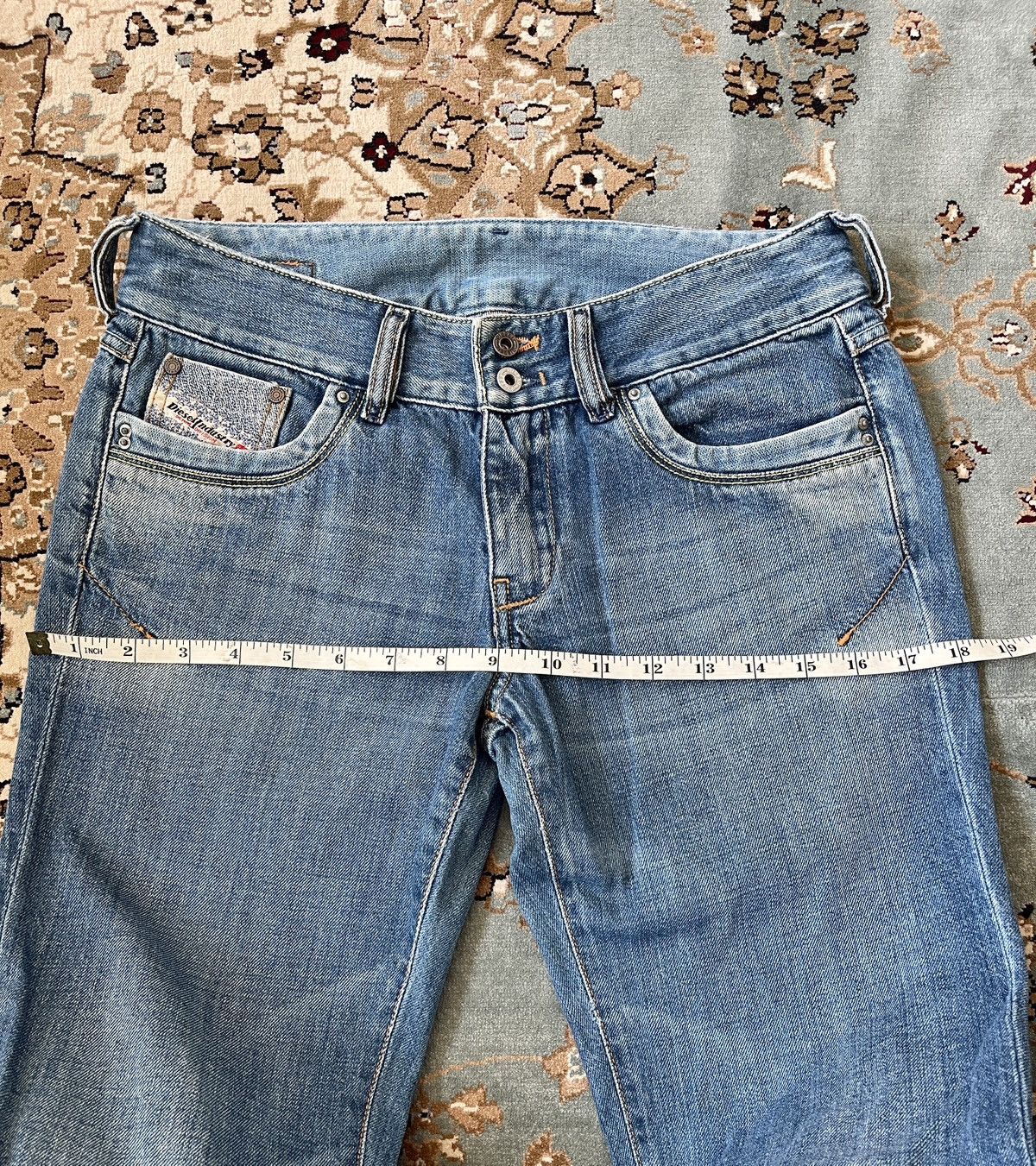 Diesel VINTAGE FLARED DIESEL MADE IN ITALY SIZE 28X31 Size 28" / US 6 / IT 42 - 14 Thumbnail