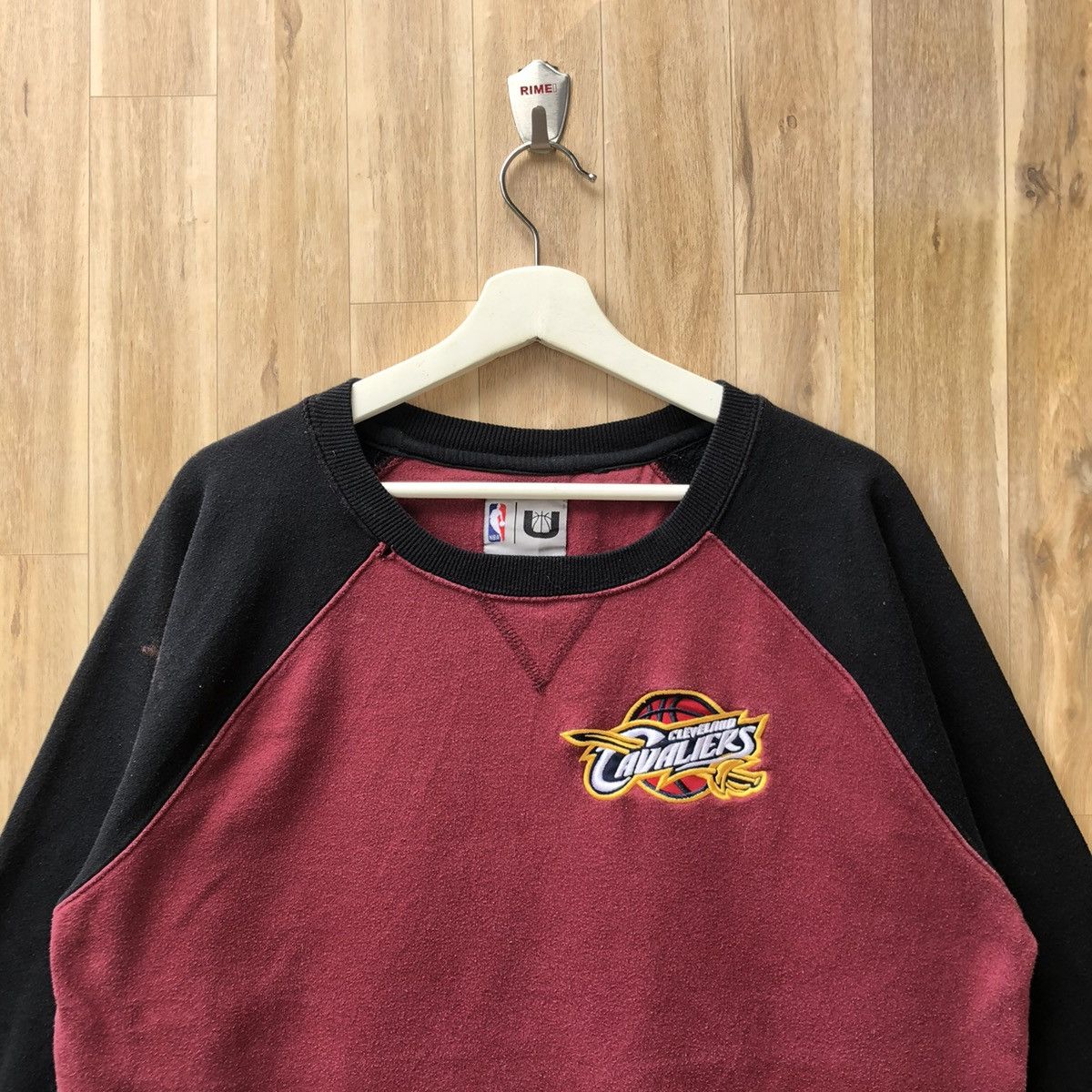 NBA × Vintage Vintage Cleveland Cavaliers NBA Team Pullover Sweatshirt Size US L / EU 52-54 / 3 - 3 Thumbnail