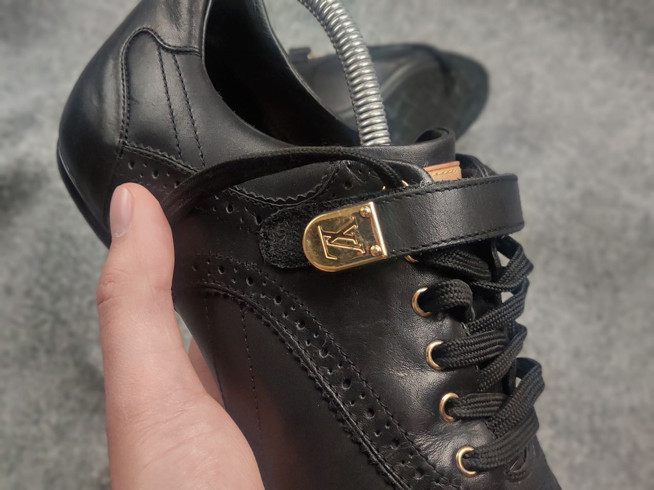 Louis Vuitton Louis Vuitton Vintage Leather Brogue Velcro Strap Sneakers Size US 6.5 / IT 36.5 - 19 Thumbnail