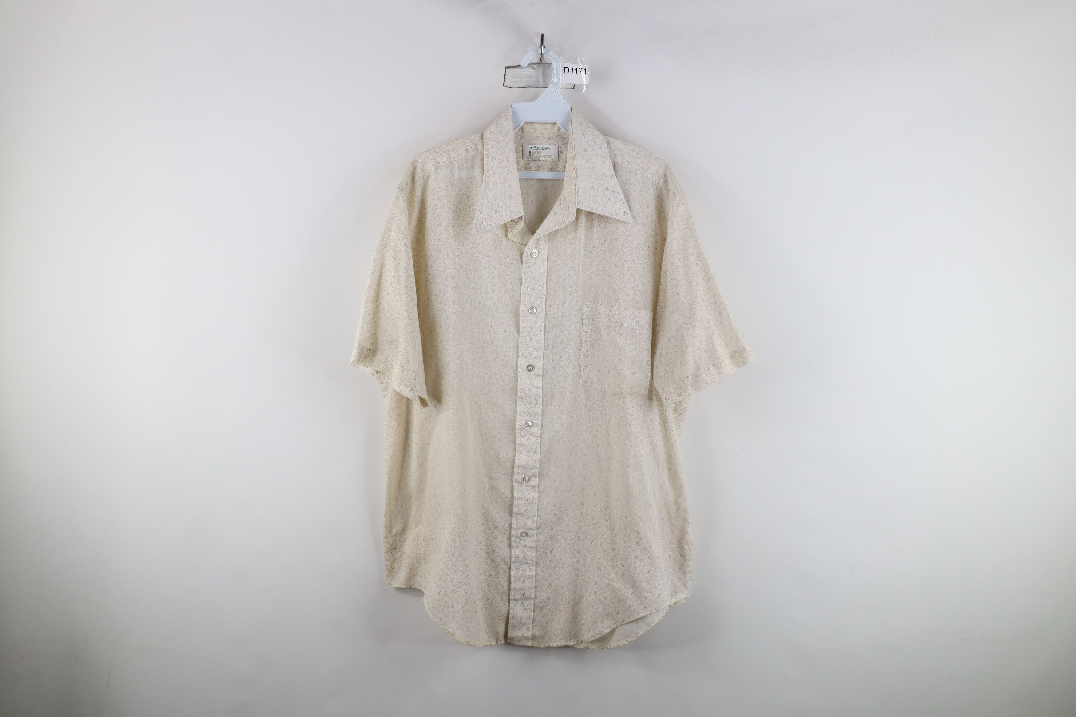Vintage Vintage 70s Streetwear Short Sleeve Collared Button Shirt Size US M / EU 48-50 / 2 - 1 Thumbnail