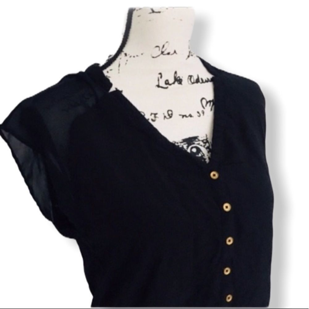 Guess Guess Black Semi-Sheer Cap Sleeve Button Front Blouse – XS Size XS / US 0-2 / IT 36-38 - 2 Thumbnail
