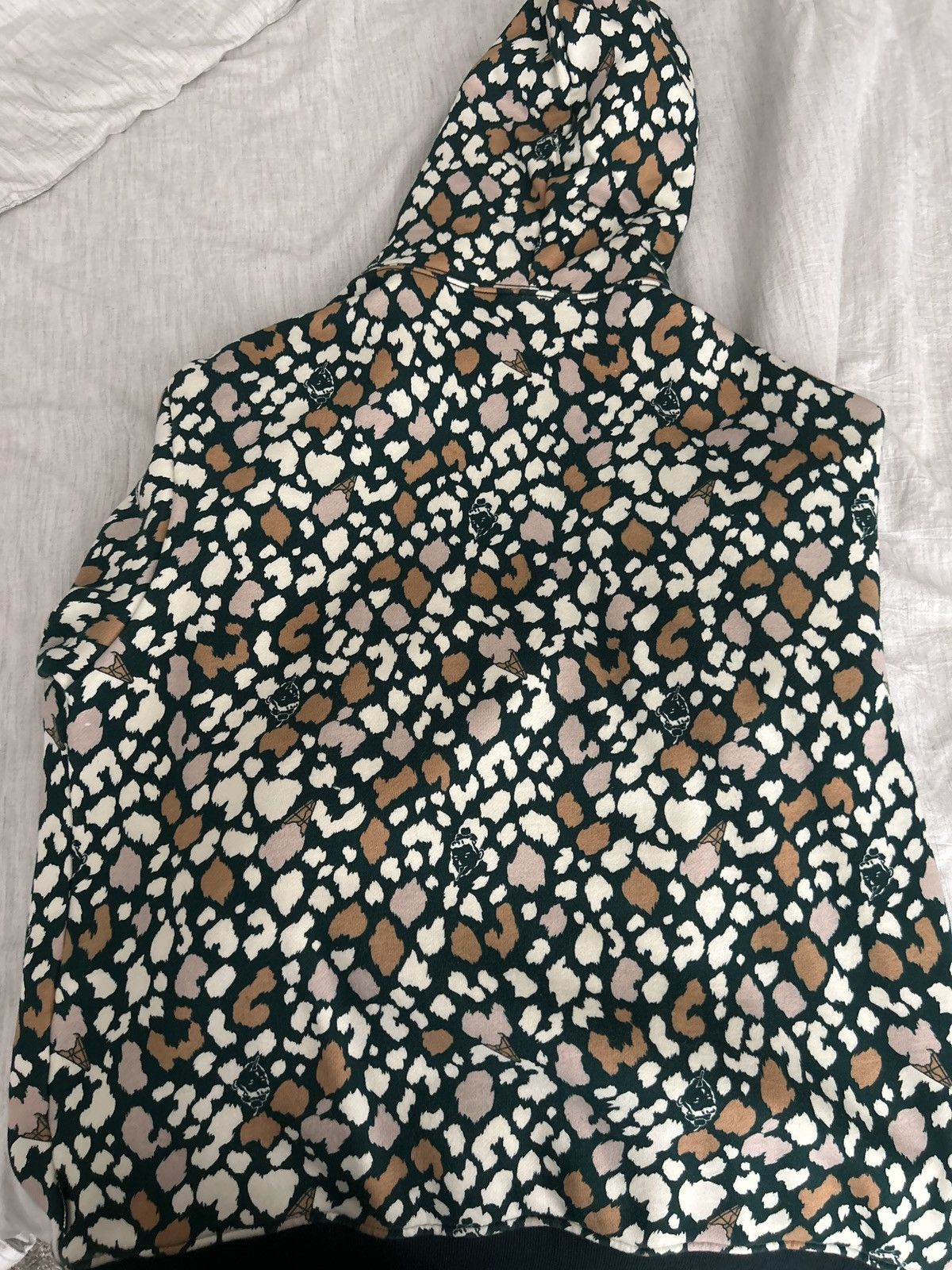 Icecream Ice cream hoodie worn 1x Size US XL / EU 56 / 4 - 3 Thumbnail