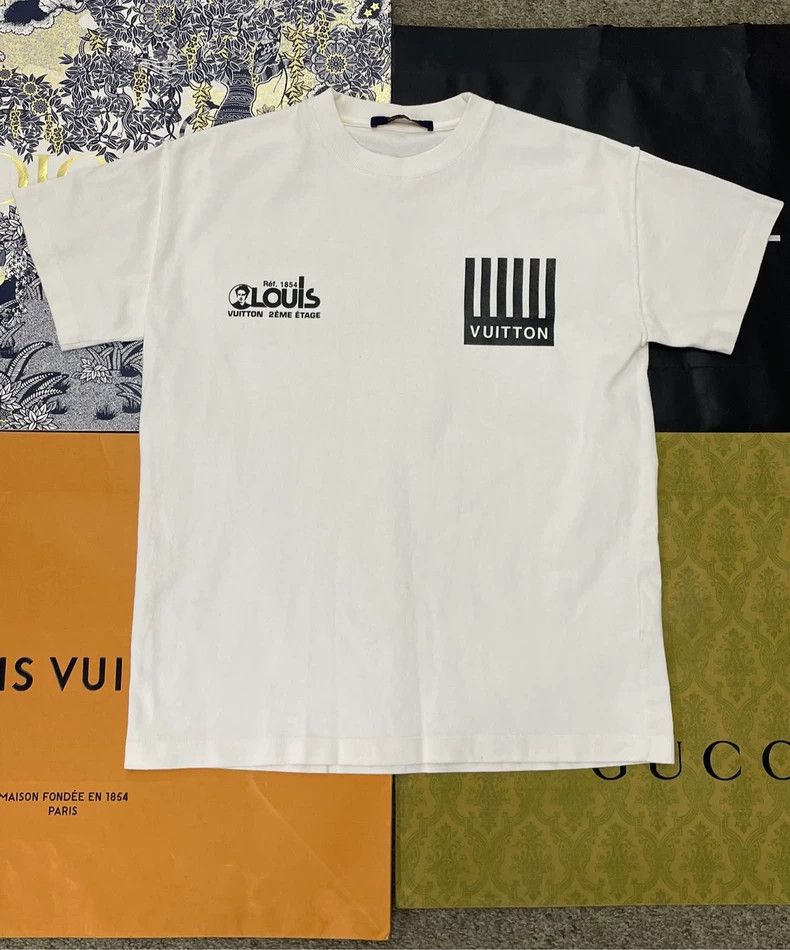 Louis Vuitton Louis Vuitton White monogrammed printed short sleeve T-shi Size US XS / EU 42 / 0 - 1 Thumbnail