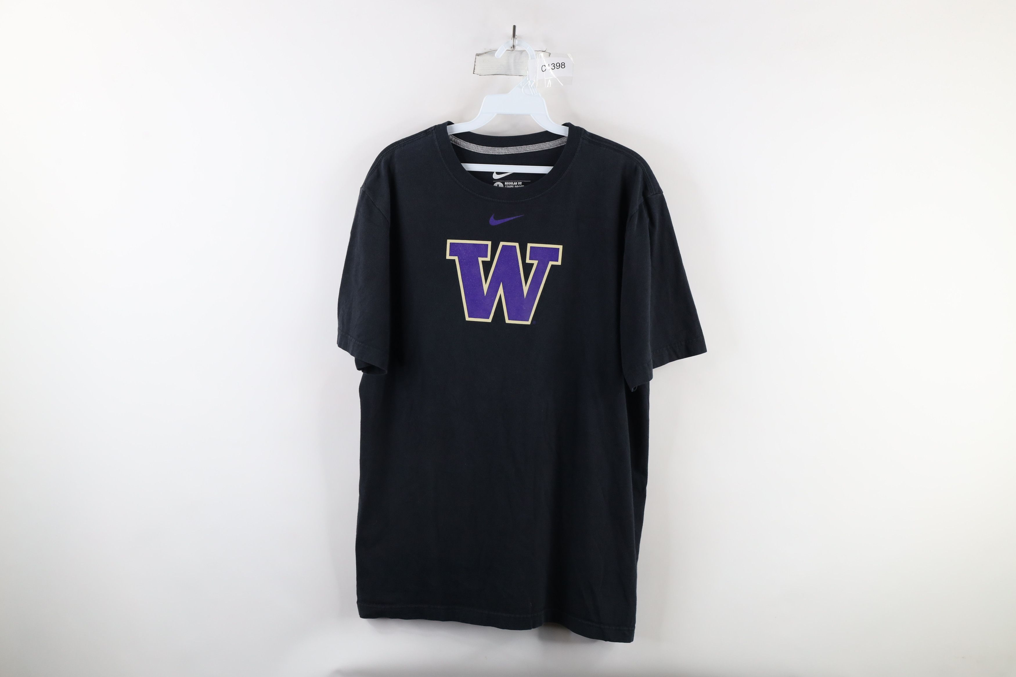 Nike × Vintage Vintage Nike Mini Swoosh University of Washington T-Shirt Size US L / EU 52-54 / 3 - 1 Thumbnail