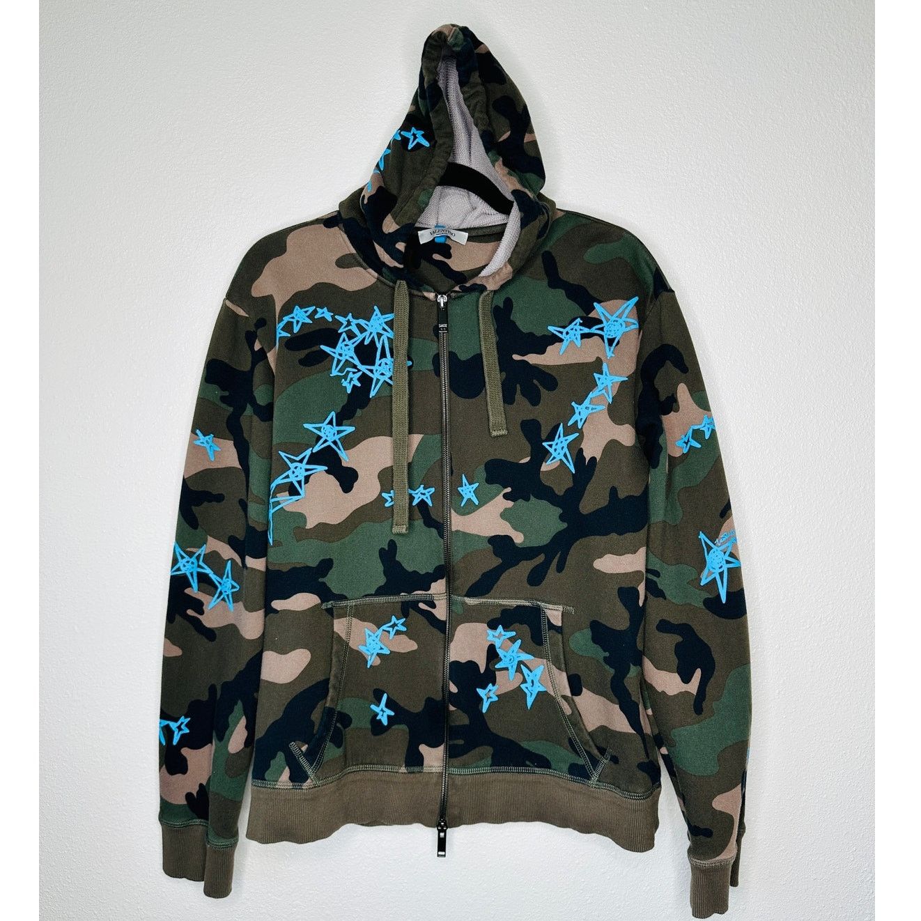 Valentino Valentino Army Green Camo Print Blue Stars Front Zip Hoodie Size US S / EU 44-46 / 1 - 1 Thumbnail