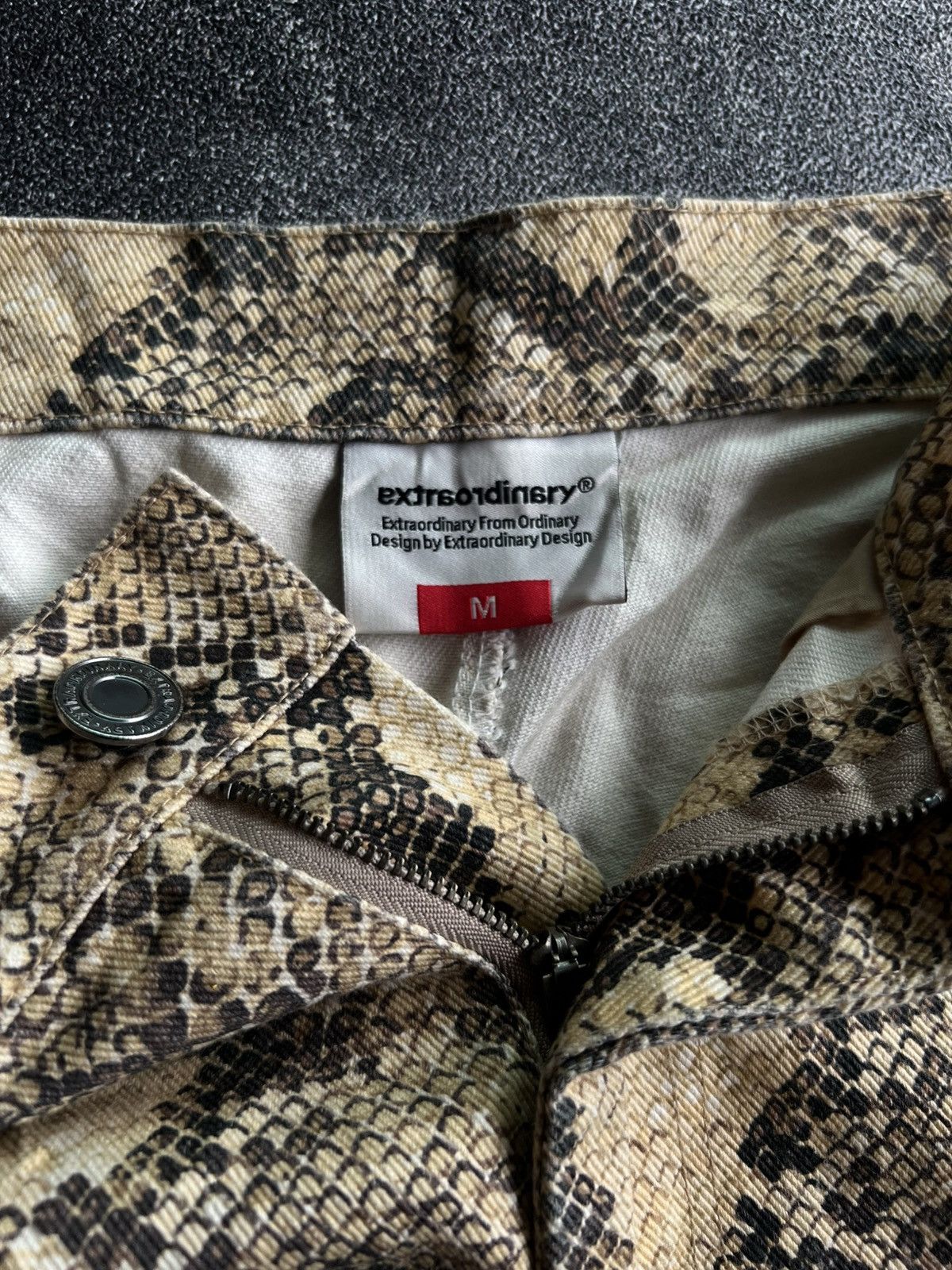 Japanese Brand Extraordinary Python Print Jeans Size US 33 - 6 Thumbnail