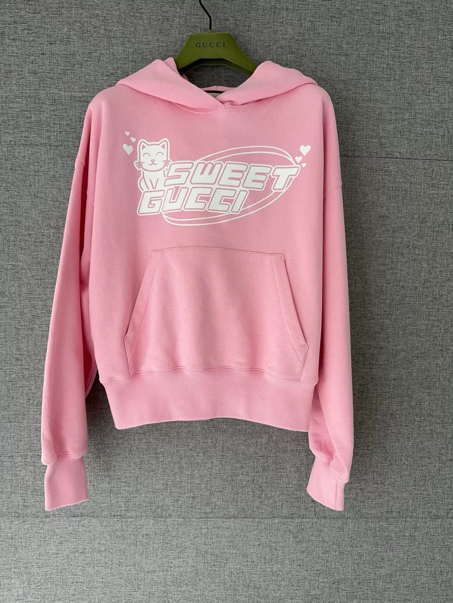 Gucci Gucci Pink Cat Logo Hoodie Size M / US 6-8 / IT 42-44 - 1 Thumbnail