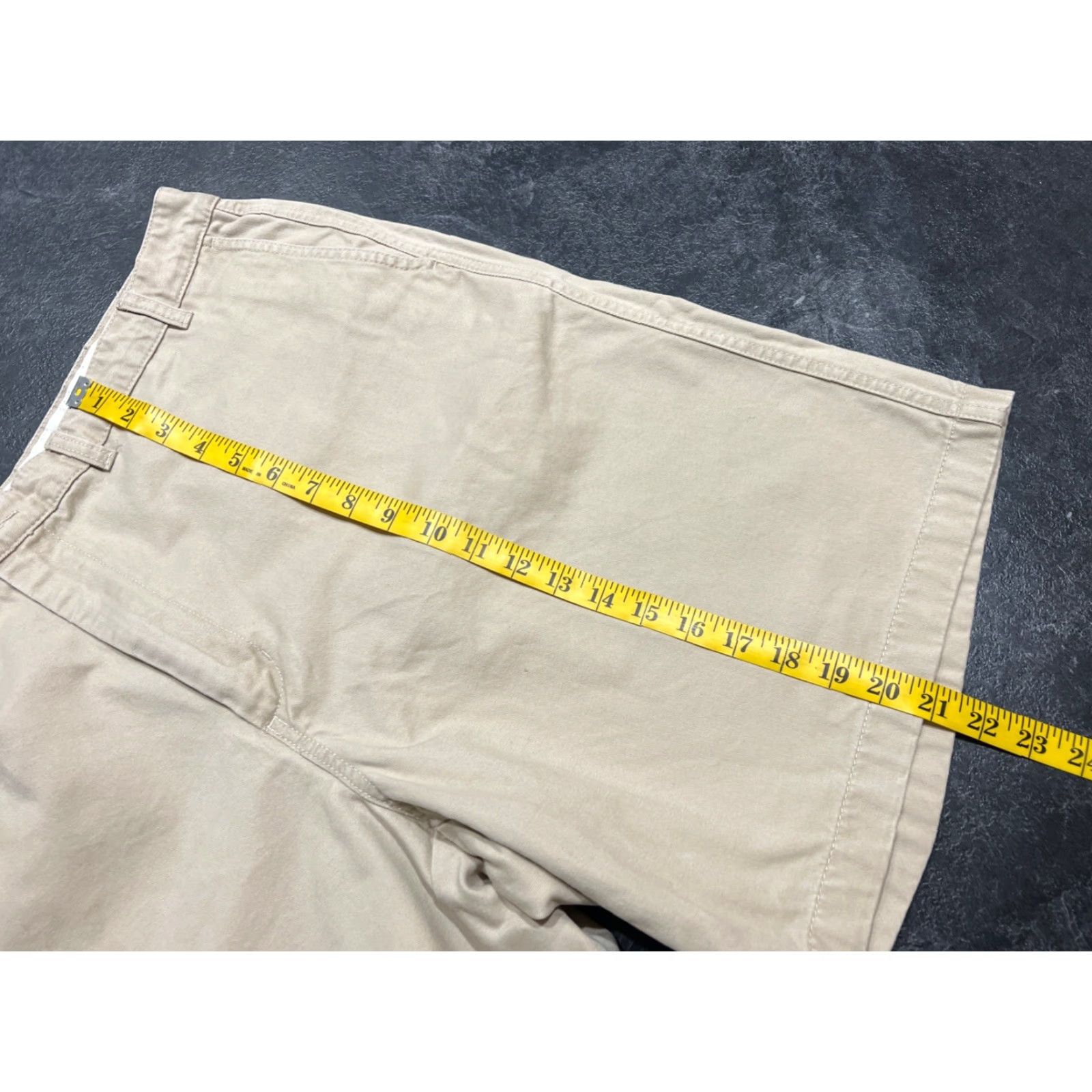 Lands' End VINTAGE Lands' End Chino Shorts Men 42 Traditional Fit Beige Flat Front 6" Inseam 42 Regular Mens Size US 42 / EU 58 - 3 Thumbnail