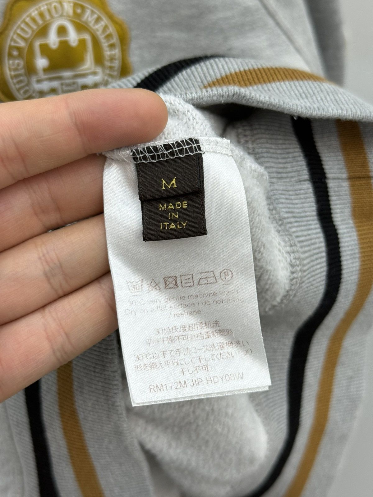 Louis Vuitton Louis Vuitton Malletier Patch Sweatshirt Size US M / EU 48-50 / 2 - 7 Thumbnail