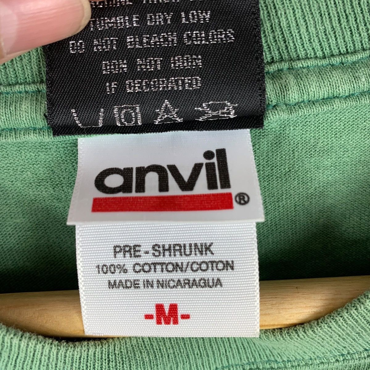 Anvil Vintage Soul Sister Since 1969 Dream and Reality Graphic Tee Size US M / EU 48-50 / 2 - 13 Thumbnail