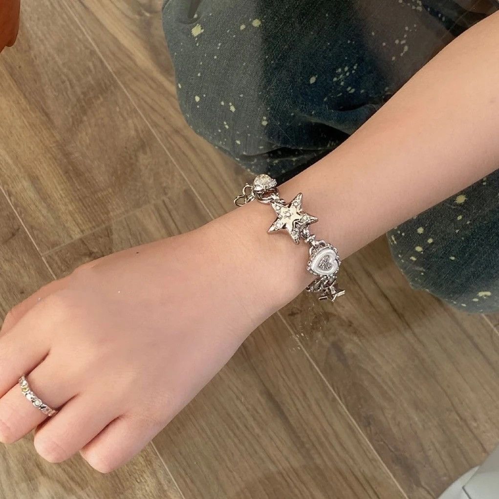 Designer × Jewelry × Vintage Aesthetic Heart Star Chain Bracelet Size ONE SIZE - 2 Thumbnail