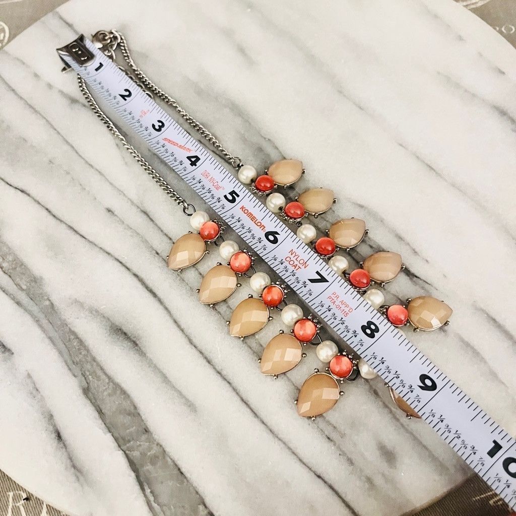Jewelry New York and Company Necklace Peachy Pink Faux Pearl Tan Size ONE SIZE - 5 Thumbnail