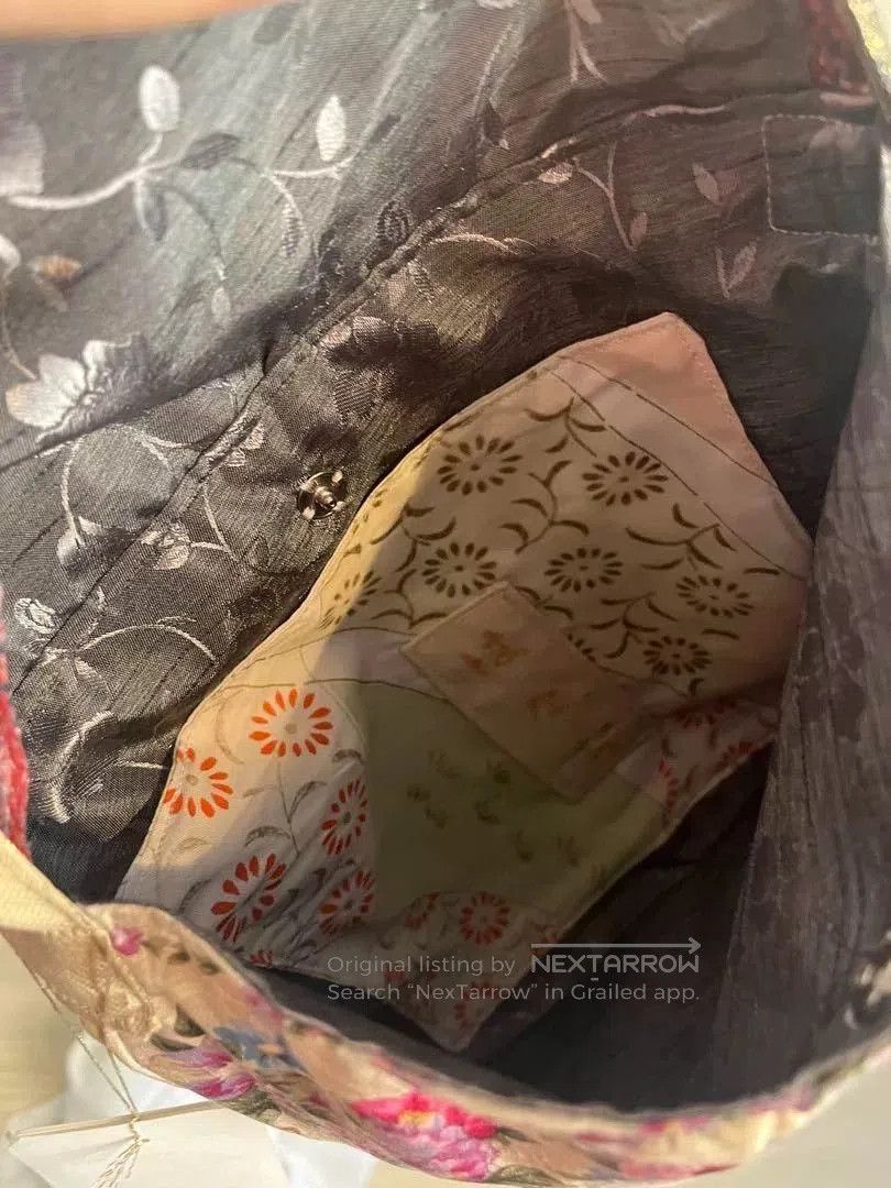 Japanese Brand Handmade Floral Patchwork Crossbody Bag. Size ONE SIZE - 6 Thumbnail