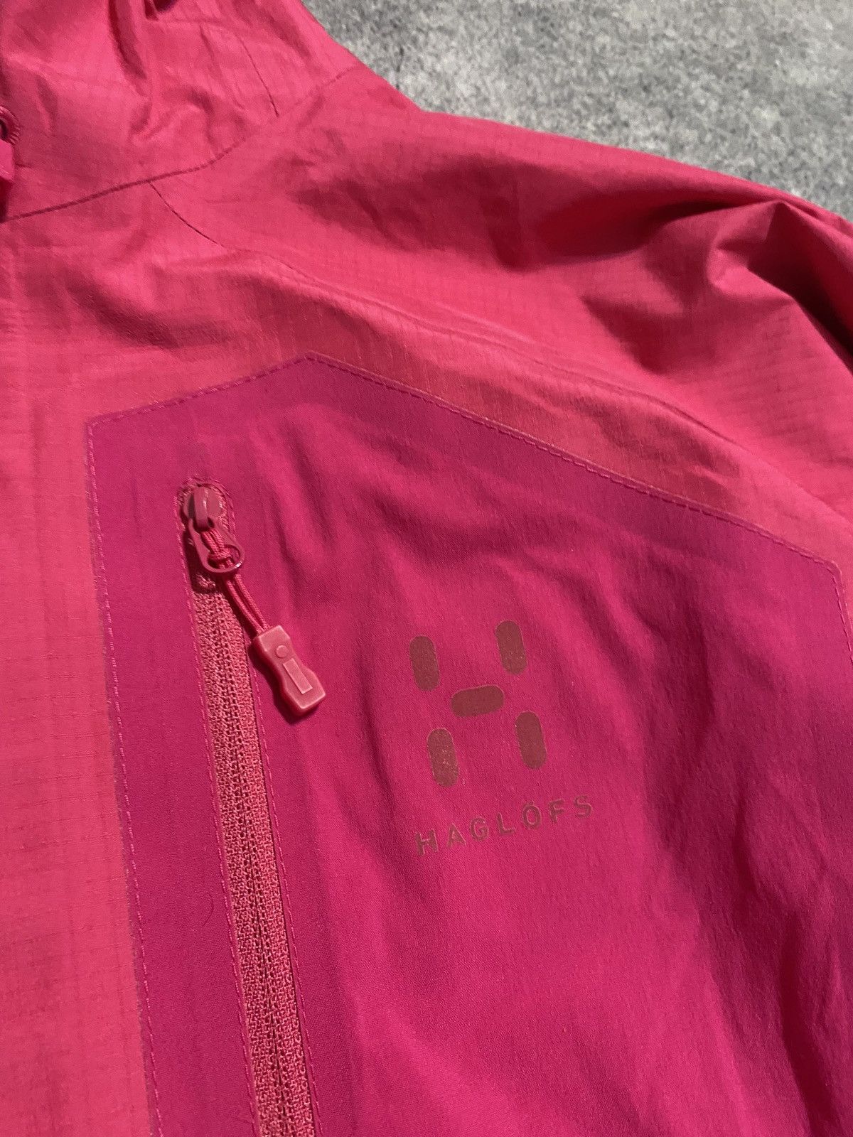 Haglofs Haglofs Gram Pink Gore-Tex Active Jacket Lightweight Size S / US 4 / IT 40 - 5 Thumbnail