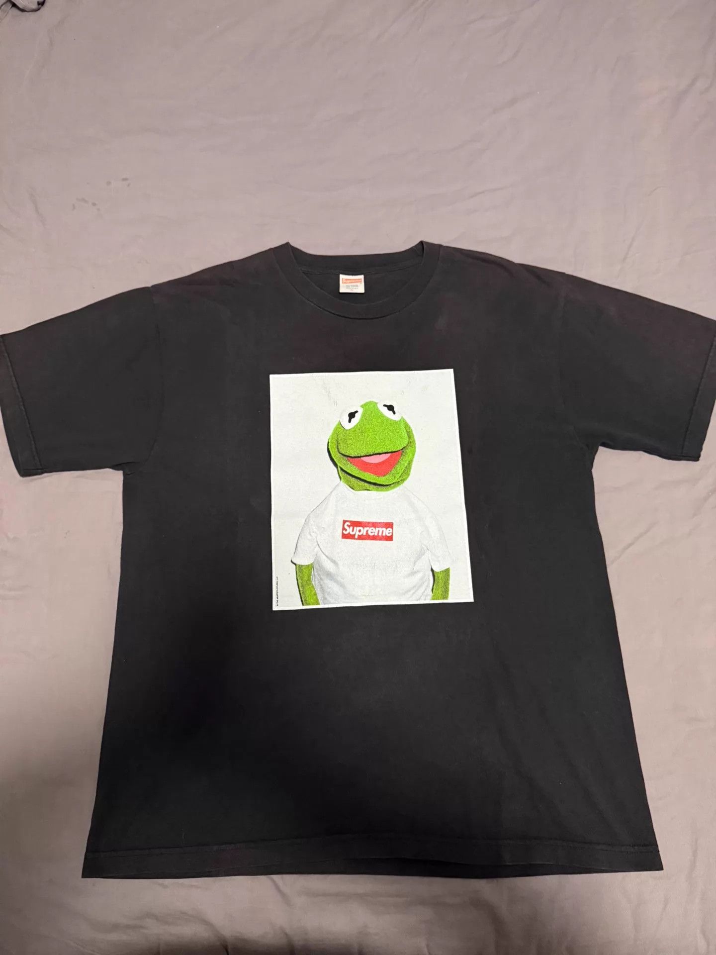 Supreme Supreme 08 Kermit Photo Tee Black XL Short Sleeve Size US XL / EU 56 / 4 - 1 Thumbnail