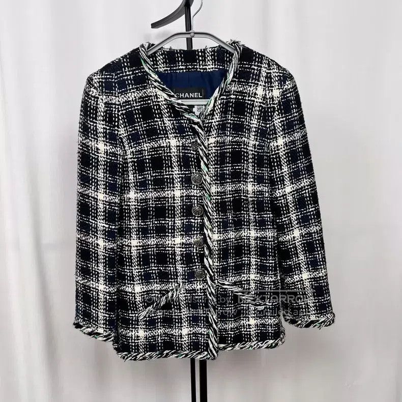 Chanel Chanel Black navy blue milky white colour-blocked jacket Size XXS / US 00 / IT 34 - 1 Thumbnail