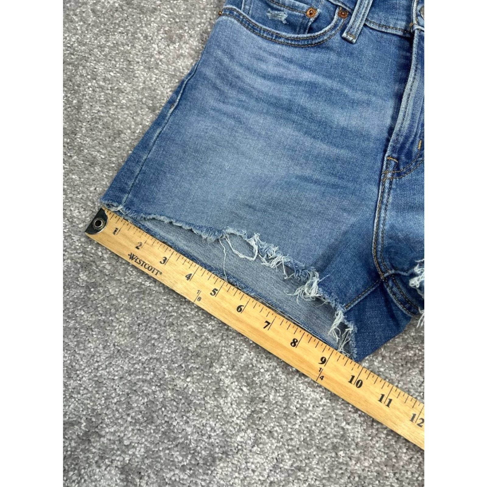 Levi's VINTAGE Levis High Rise Shorts Womens 27 Blue Cut Off Denim Distressed Cotton Stretch Size 27" / US 4 / IT 40 - 4 Thumbnail