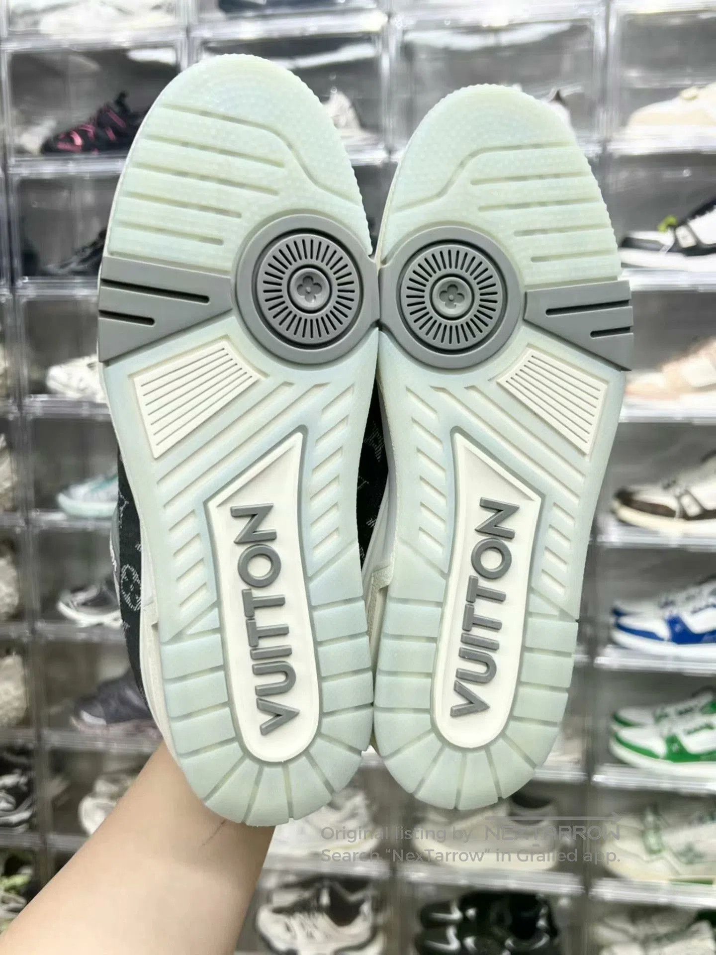 Louis Vuitton lv trainer gray and white sneakers uk7. Size US 7 / EU 40 - 8 Thumbnail