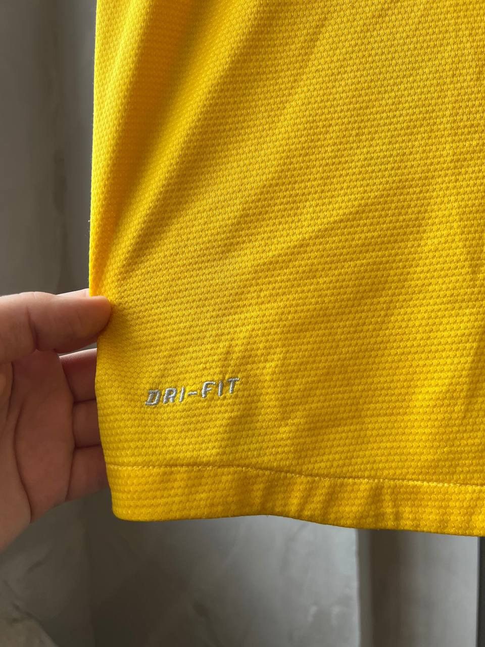 Nike 2012 BRAZIL TEAM HOME SOCCER JERSEY FOOTBALL SHIRT RARE XL Size US XL / EU 56 / 4 - 13 Thumbnail