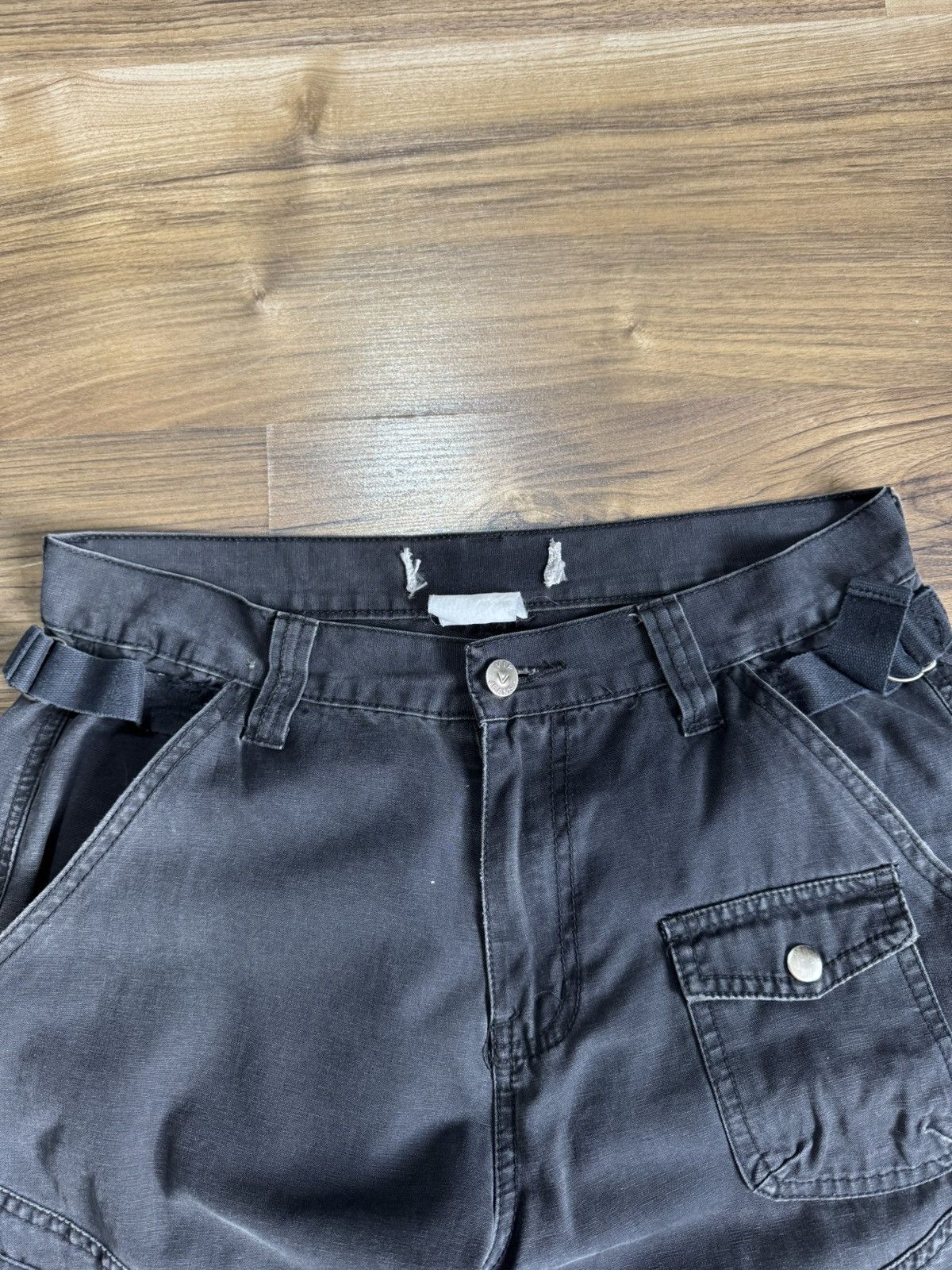 Japanese Brand Vintage Avant Garde Multi Pocket Grey Faded Pants Jeans Size US 31 - 6 Thumbnail