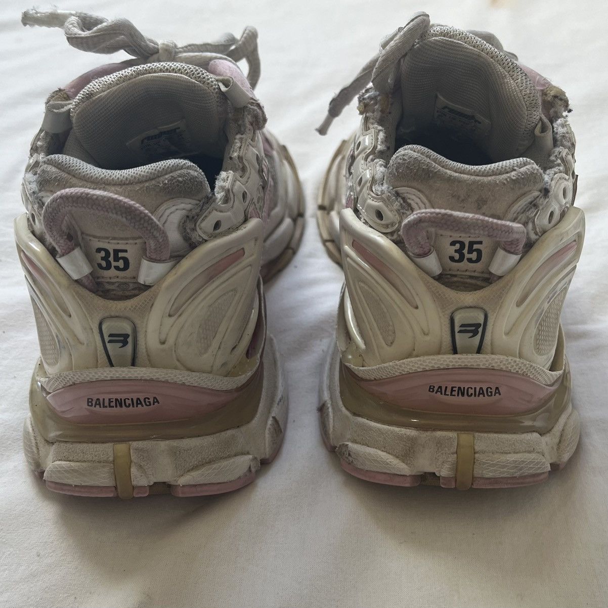 Balenciaga Balenciaga Runner white/pink Size US 5 / IT 35 - 10 Thumbnail