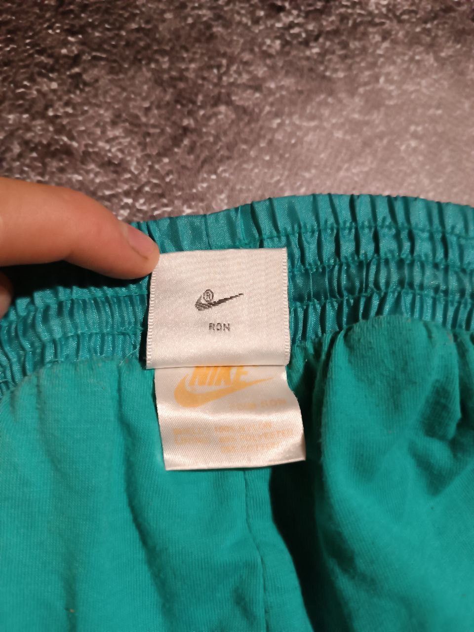 Nike × Vintage Vintage Nike Swoosh Nylon Tracksuit Y2K XL Size US XL / EU 56 / 4 - 7 Thumbnail
