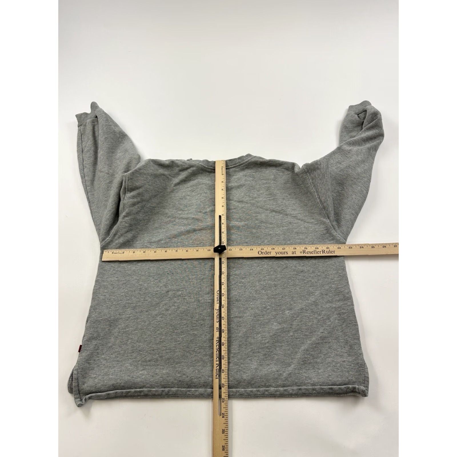 Vintage Levi’s Sweatshirt Womens Small Gray Spellout Oversized Pullover Regular Size S Activewear Women Size S / US 4 / IT 40 - 5 Thumbnail