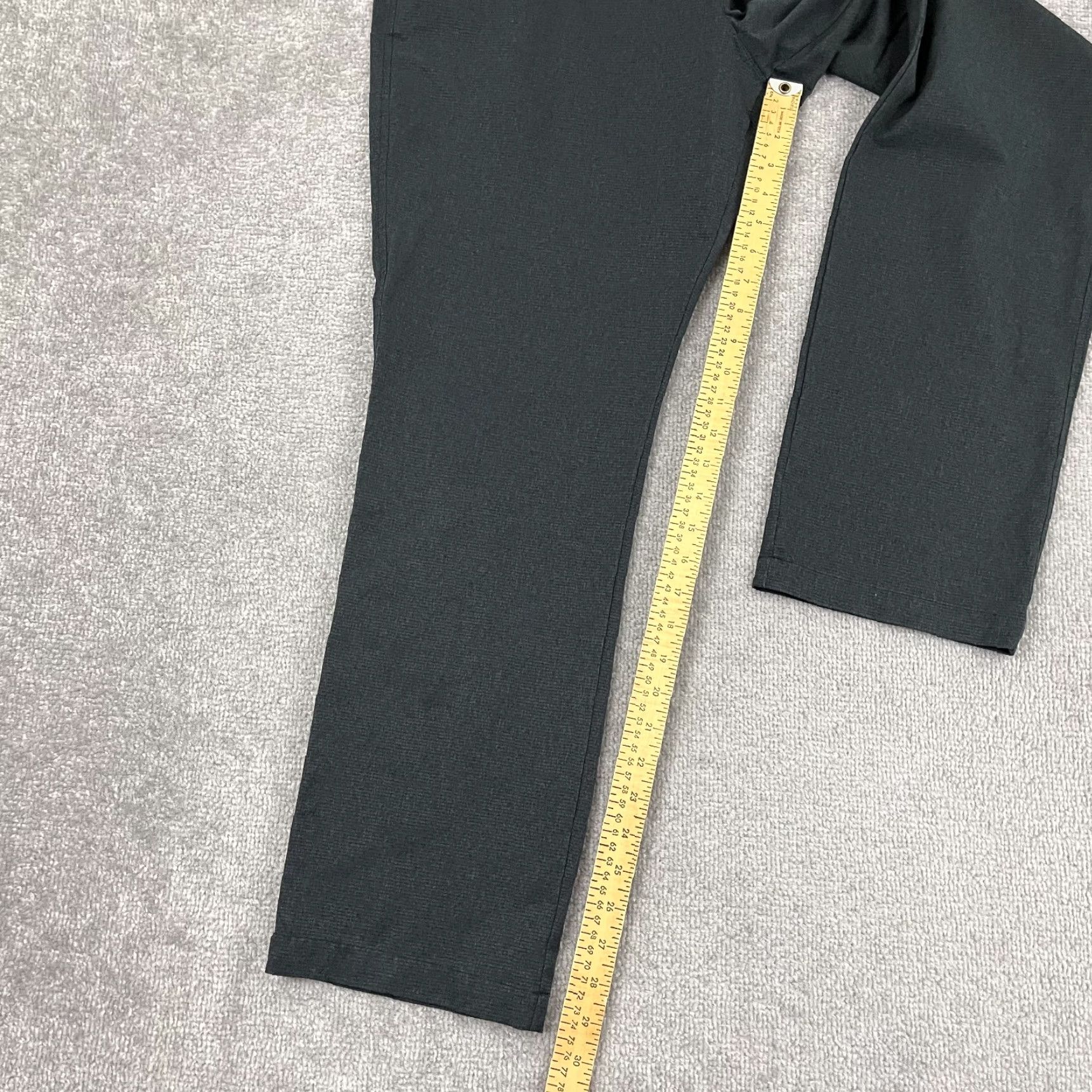 Under Armour Under Armour Vented Pants Mens 36 x 30 Straight Leg Gray Performance Golf Chino Size US 36 / EU 52 - 4 Thumbnail