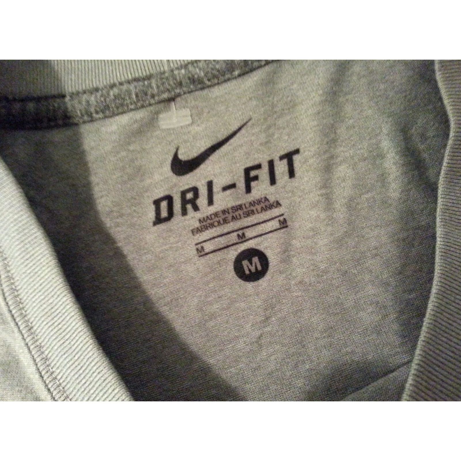 Nike Mens Nike Shirt M Medium Gray Athletic Size US M / EU 48-50 / 2 - 5 Thumbnail