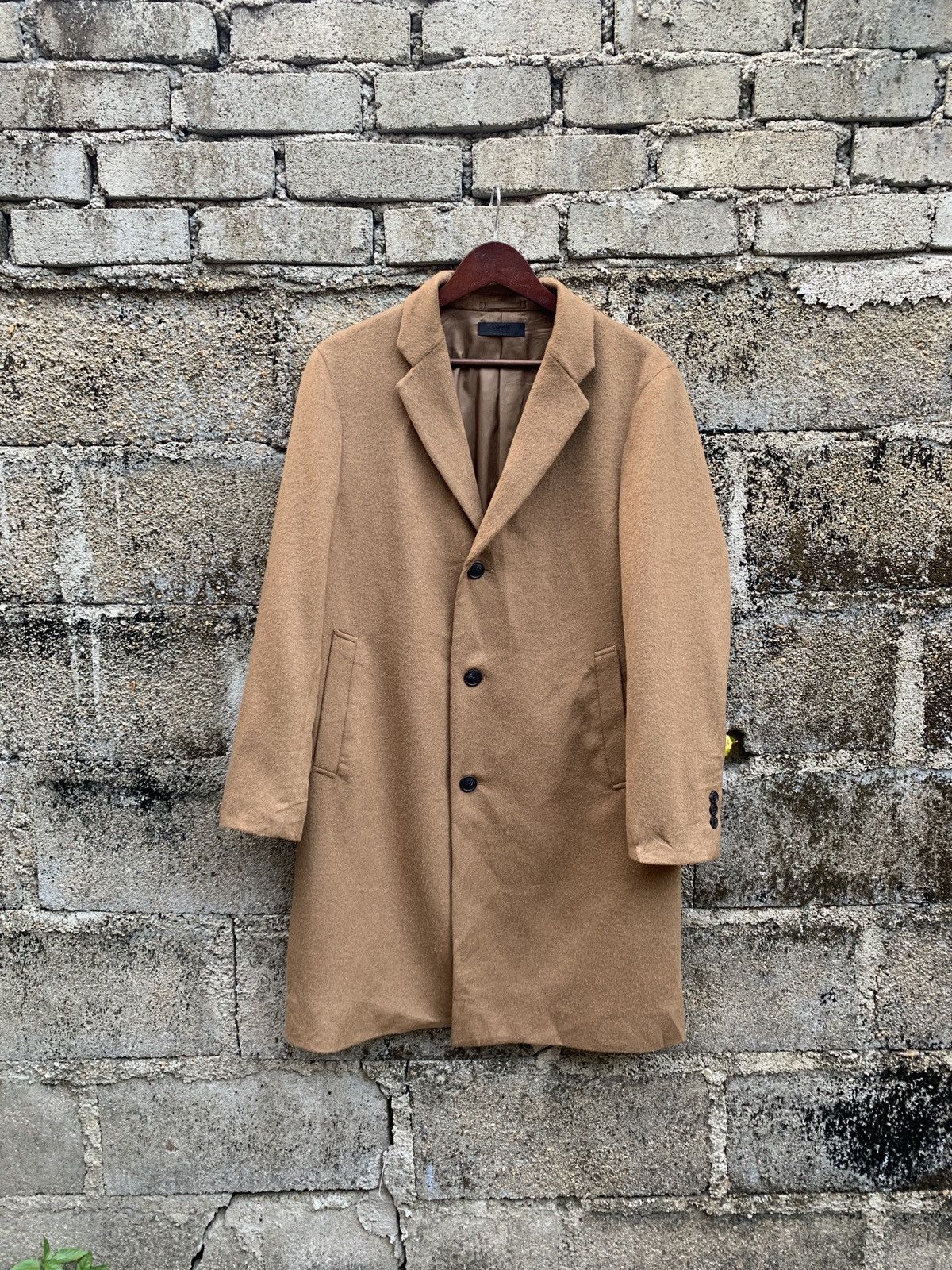 image of Cashmere Wool x Uniqlo Vintage Uniqlo Wool Coat in Beige, Men's (Size Small)