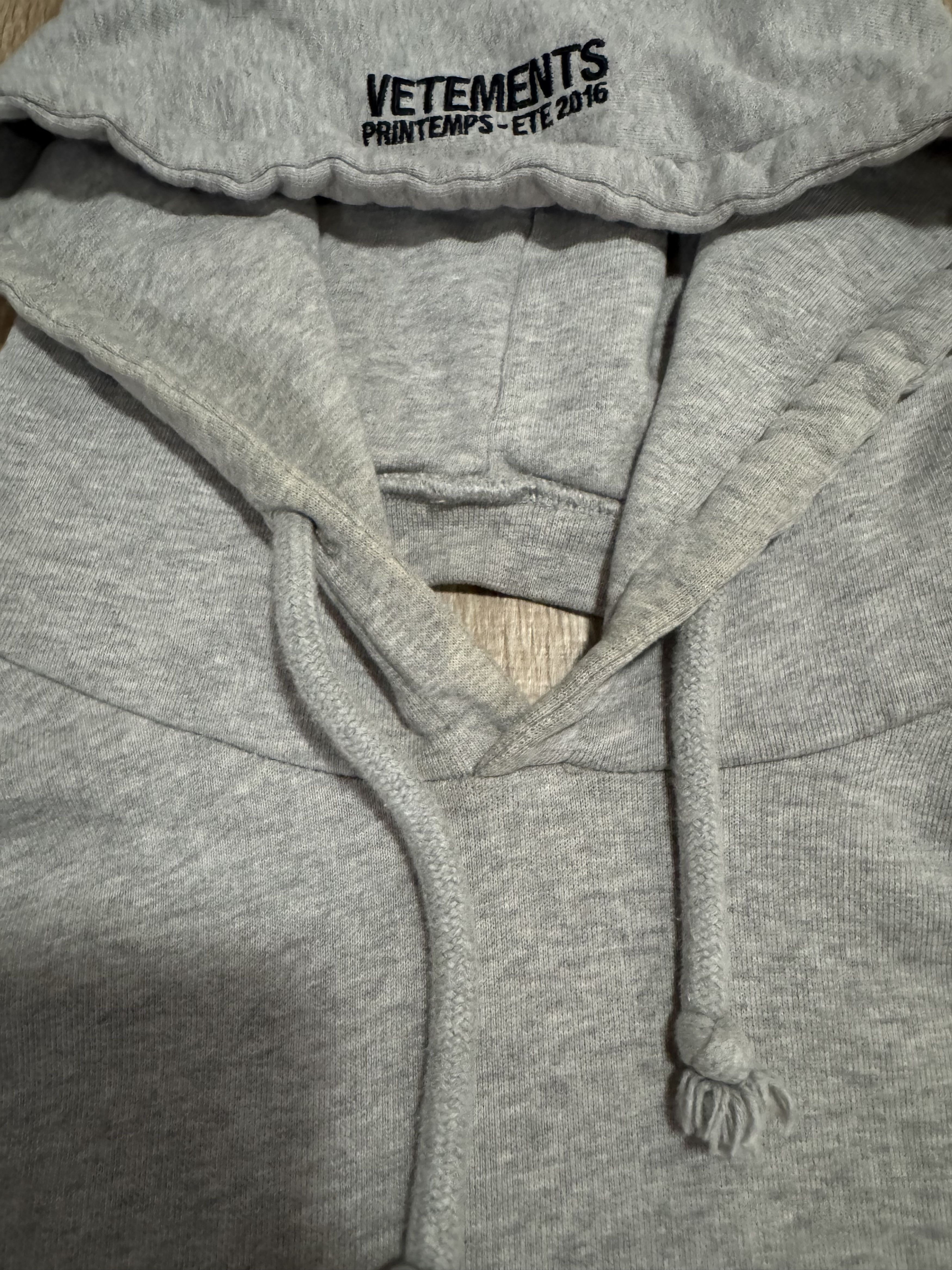 Vetements Vetements Reversible Hoodie Size US L / EU 52-54 / 3 - 5 Thumbnail