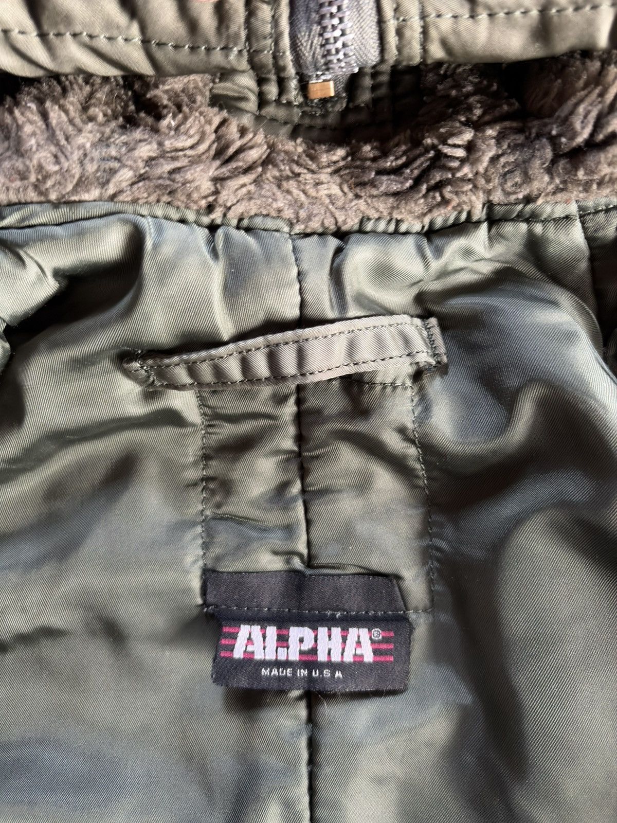 Alpha Industries 80s/90s Alpha Industries N-2B Hooded Vintage Bomber Jacket L Size US XL / EU 56 / 4 - 13 Thumbnail