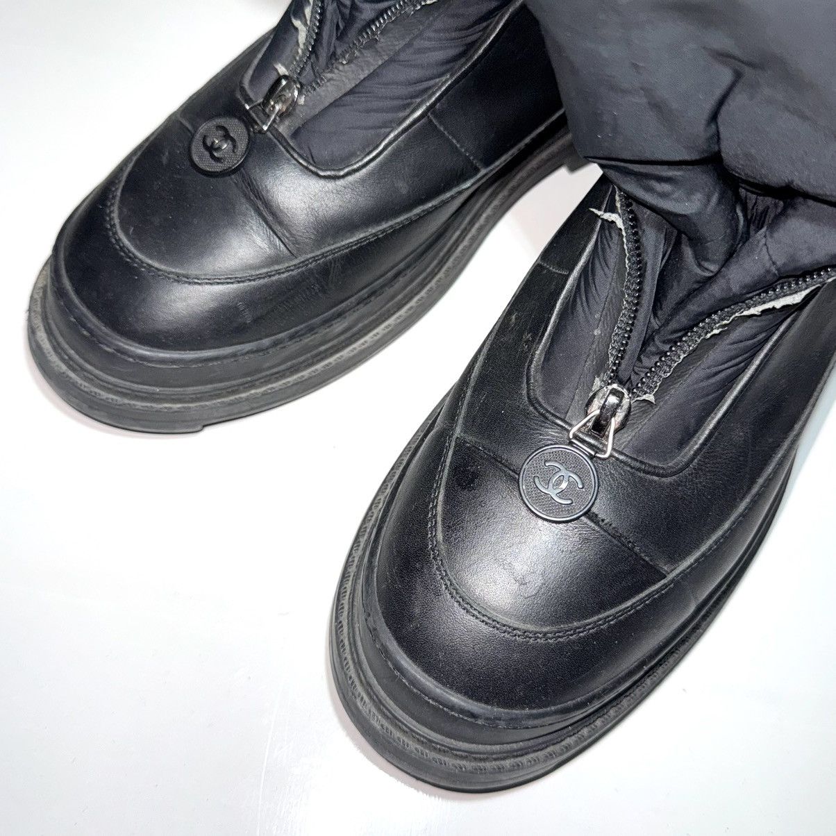 Chanel Chanel "interlocking C" leather snowboots Size US 8 / EU 41 - 3 Thumbnail