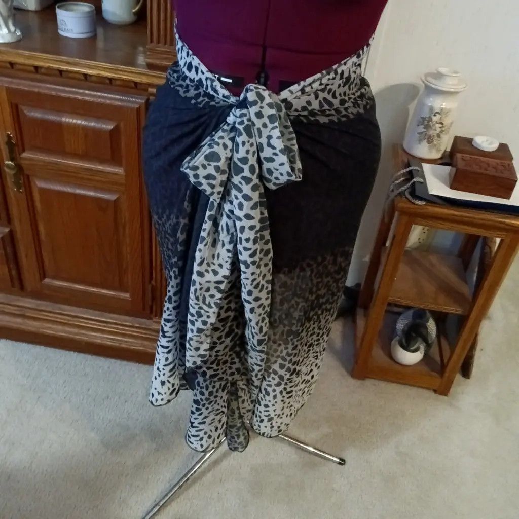 Chicos Chico’s Leopard Skirt Size 28" / US 6 / IT 42 - 2 Thumbnail