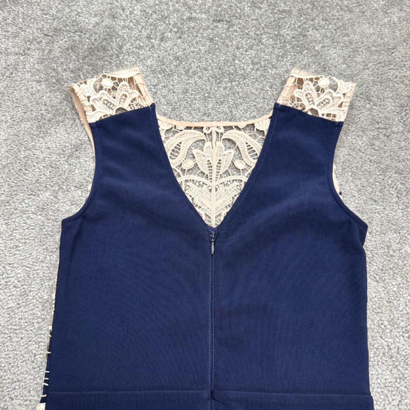 Vintage Lipsy Lace Overlay Dress Women's 4 Midi Sleeveless Blue Beige Navy 90s London Classic Pencil Dress Size S / US 4 / IT 40 - 4 Thumbnail