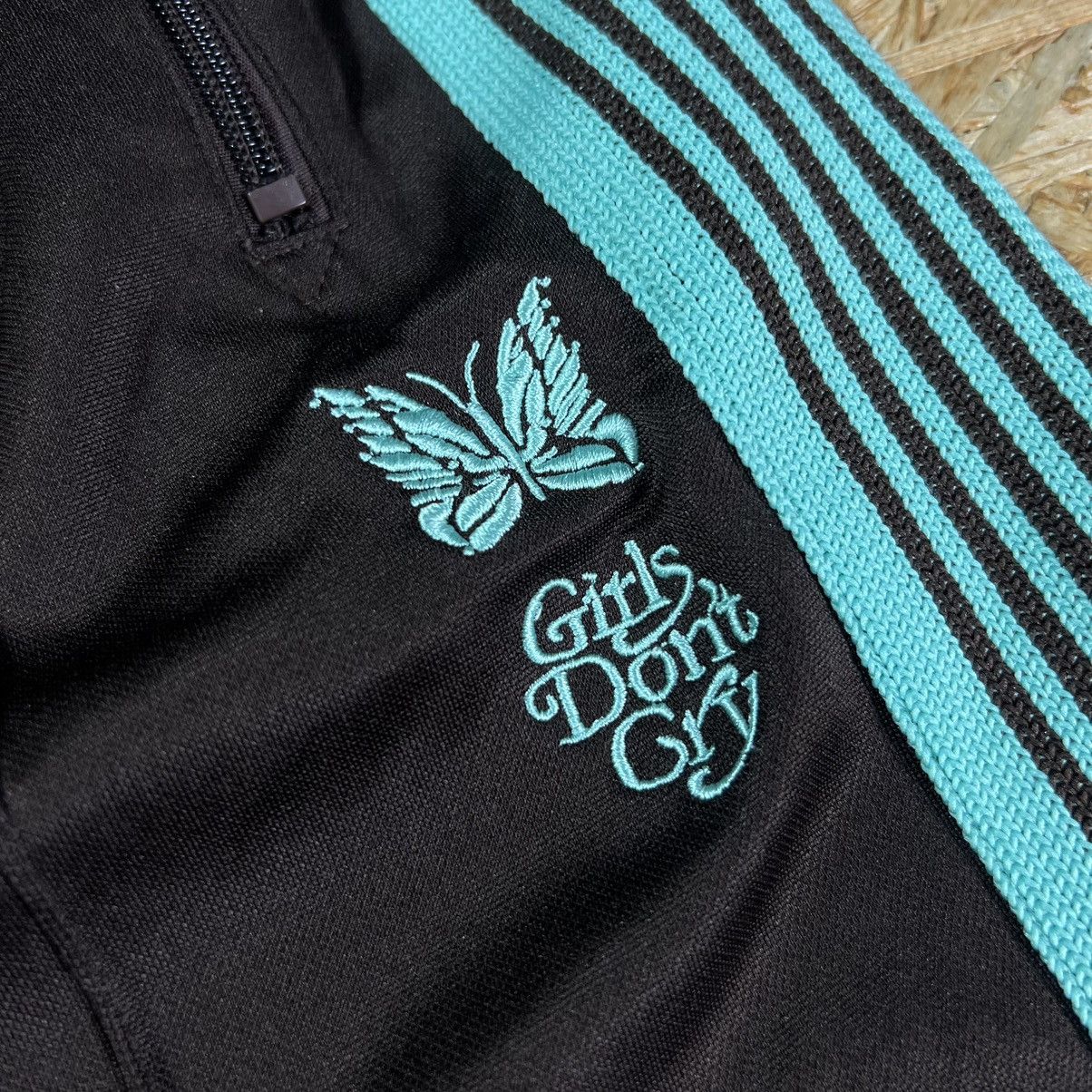 Girls Don't Cry × Japanese Brand × Needles NEEDLES X GIRLS DONT CRY SWEATPANTS TROUSERS PANTS STRAIGHT Size US 36 / EU 52 - 9 Thumbnail