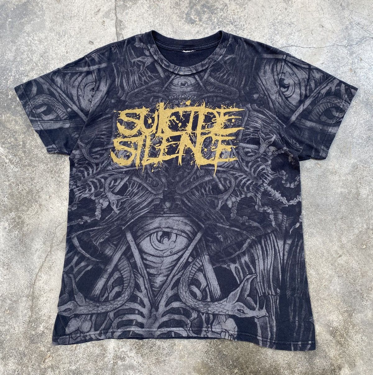 Band Tees Rare🔥 Suicide Silence Deathcore Band Era Mitch Lucker Size US M / EU 48-50 / 2 - 1 Thumbnail