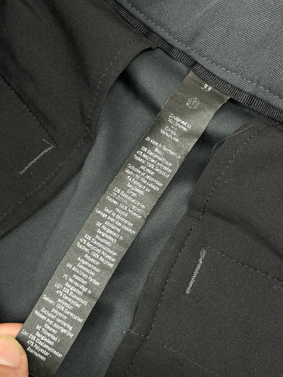 Lululemon Lululemon Tech Sport Chino Pants Size 33 Size US 33 - 10 Thumbnail