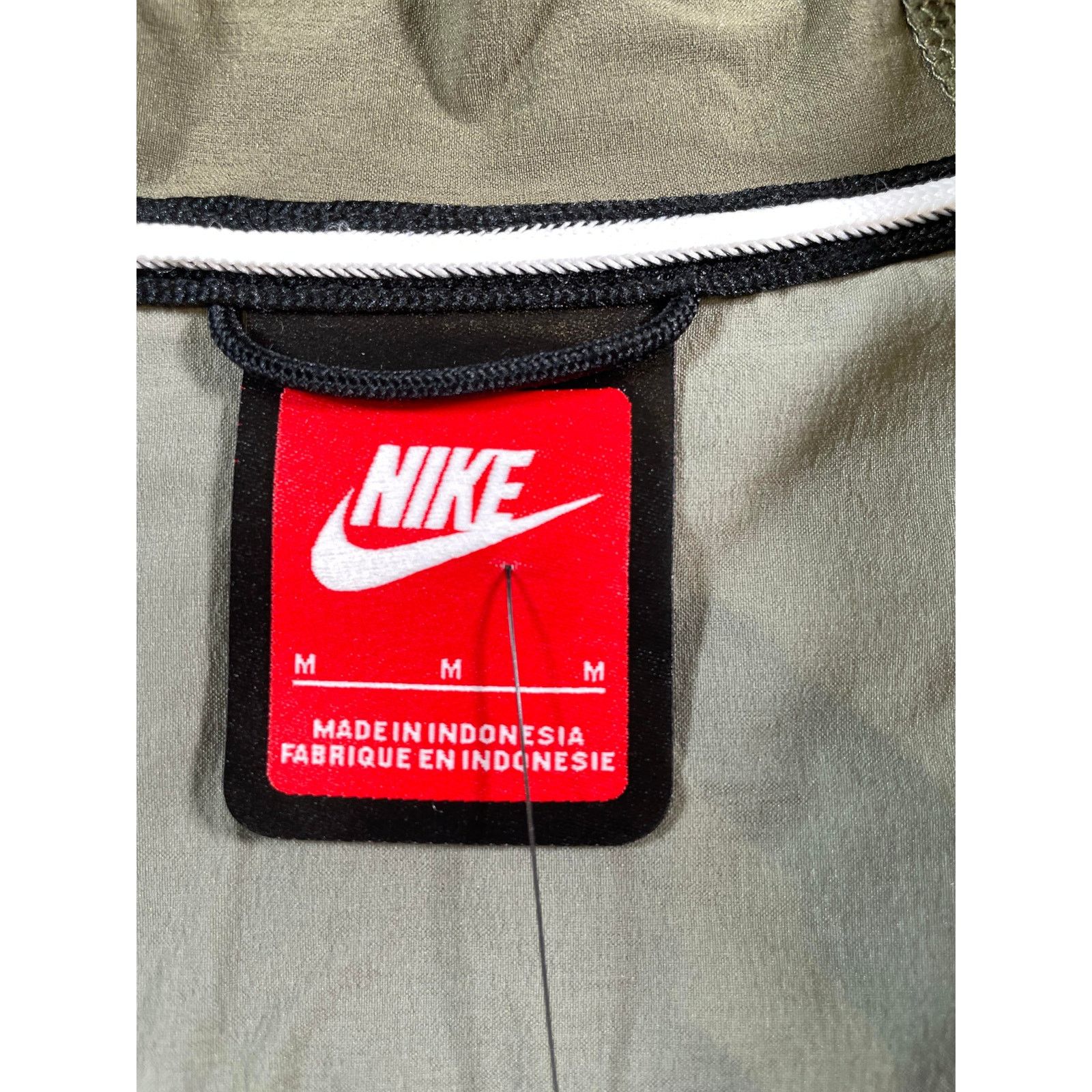 Nike Nike Tech Olive Windbreaker Jacket Size US M / EU 48-50 / 2 - 4 Thumbnail