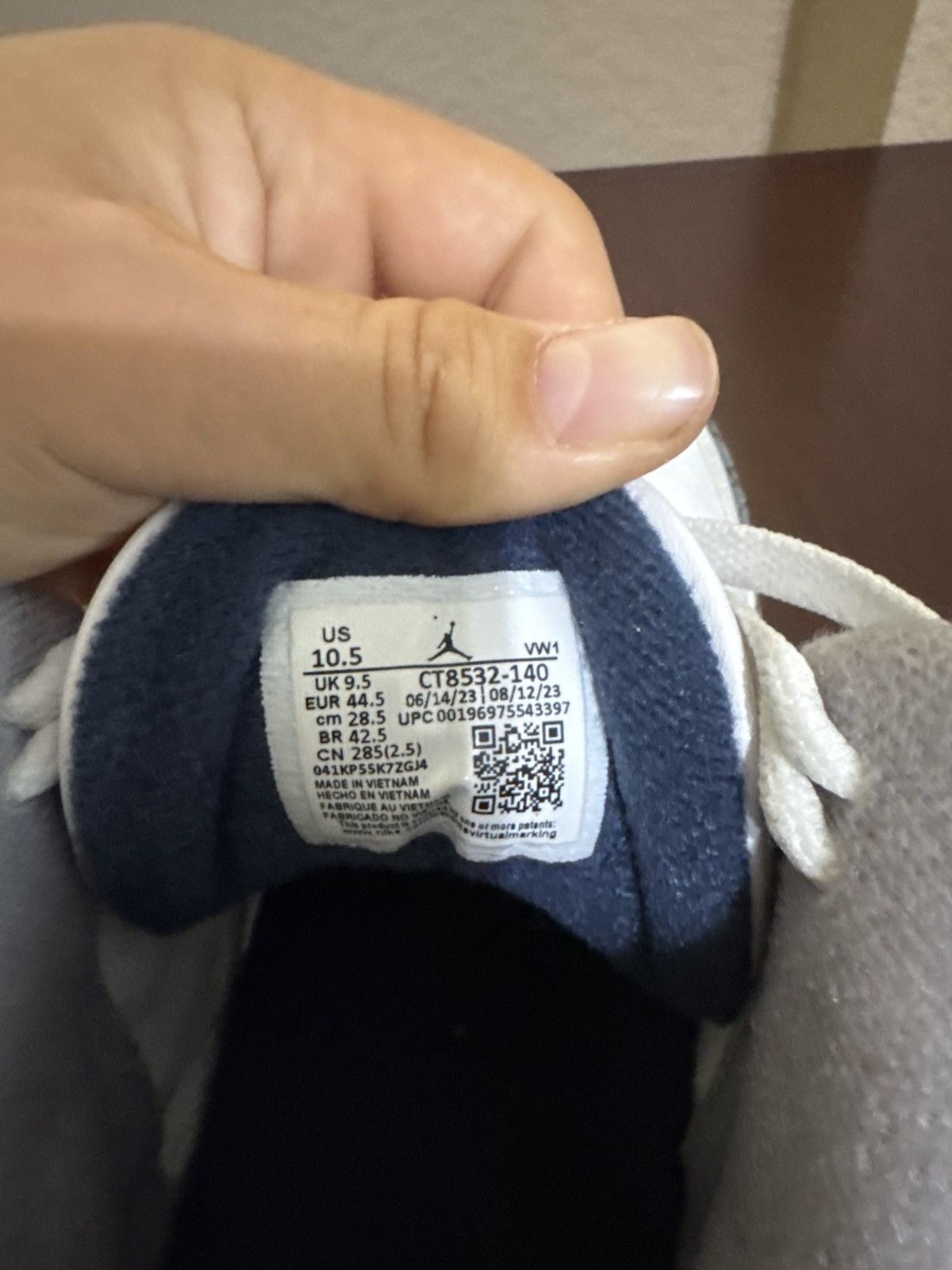 Jordan Brand Air Jordan3 Retro Size US 10.5 / EU 43-44 - 7 Thumbnail