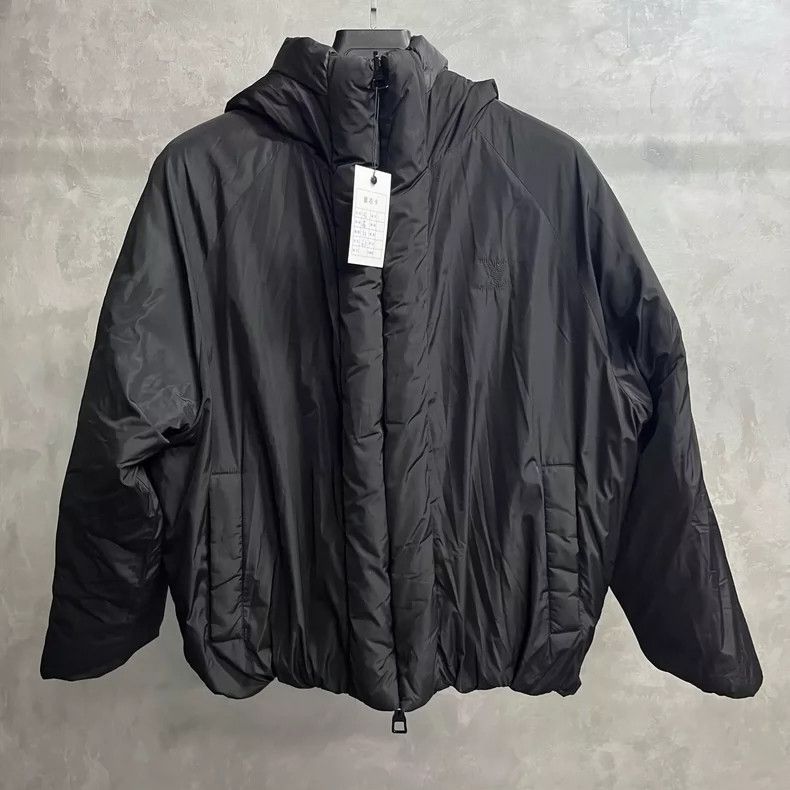 Louis Vuitton Louis Vuitton Black floral quilted jacket Nextarrow-2505 Size US S / EU 44-46 / 1 - 4 Thumbnail
