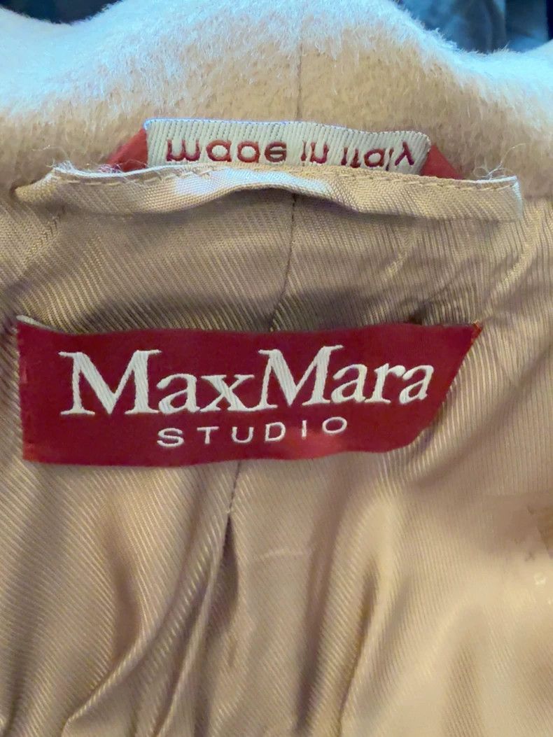 Max Mara Max Mara coat Size XS / US 0-2 / IT 36-38 - 2 Thumbnail