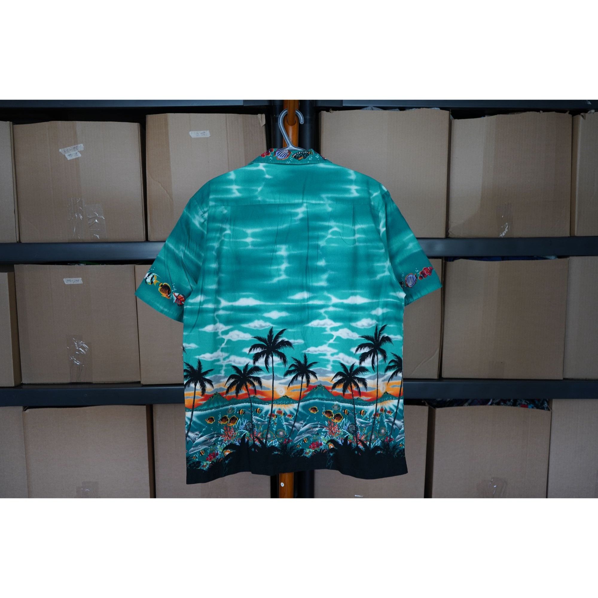 Vintage Y2K Styled By RJC Vintage Short Sleeve Shirt L #324 Size US L / EU 52-54 / 3 - 2 Thumbnail