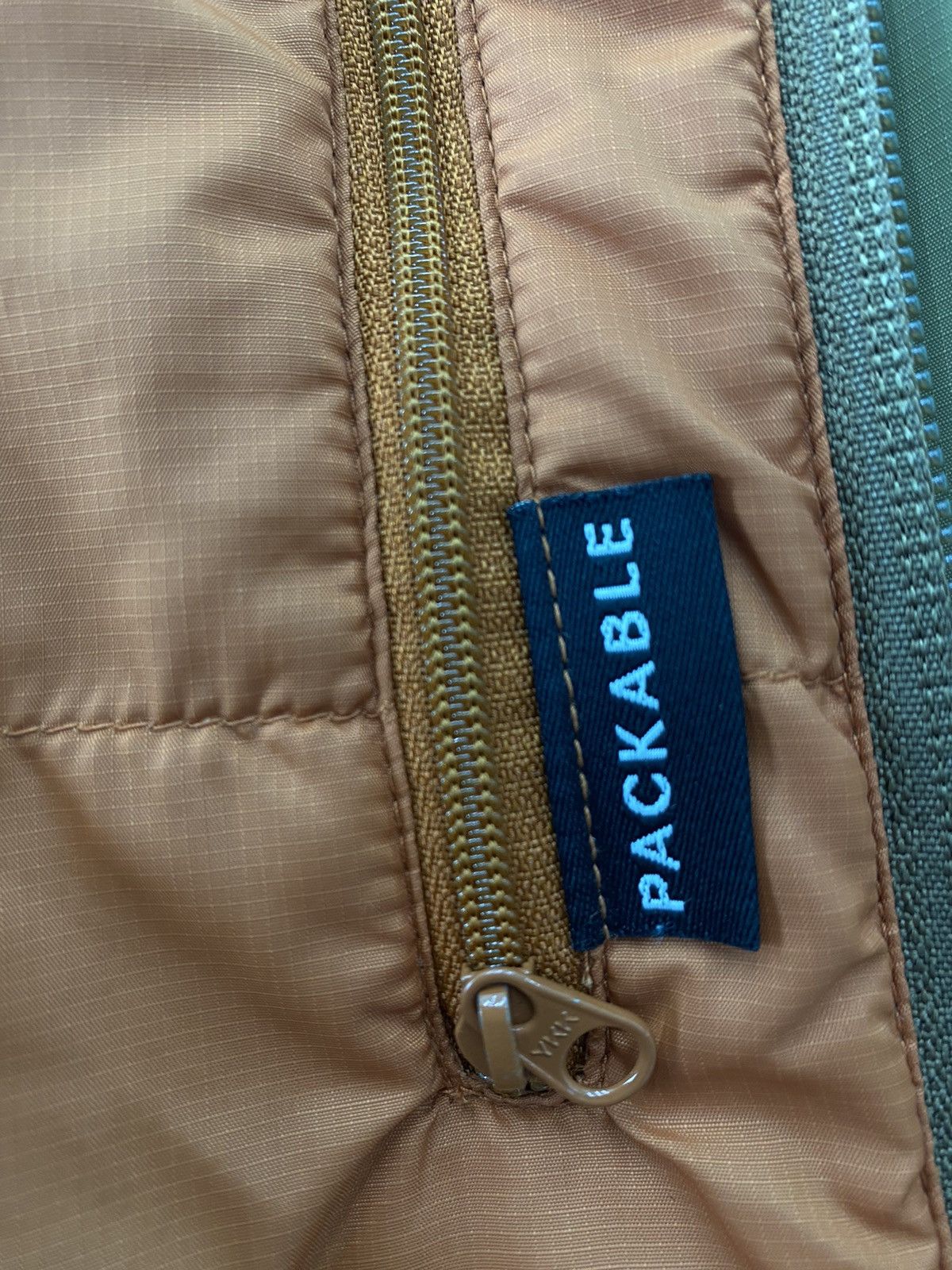 Columbia Columbia Size US L / EU 52-54 / 3 - 8 Thumbnail