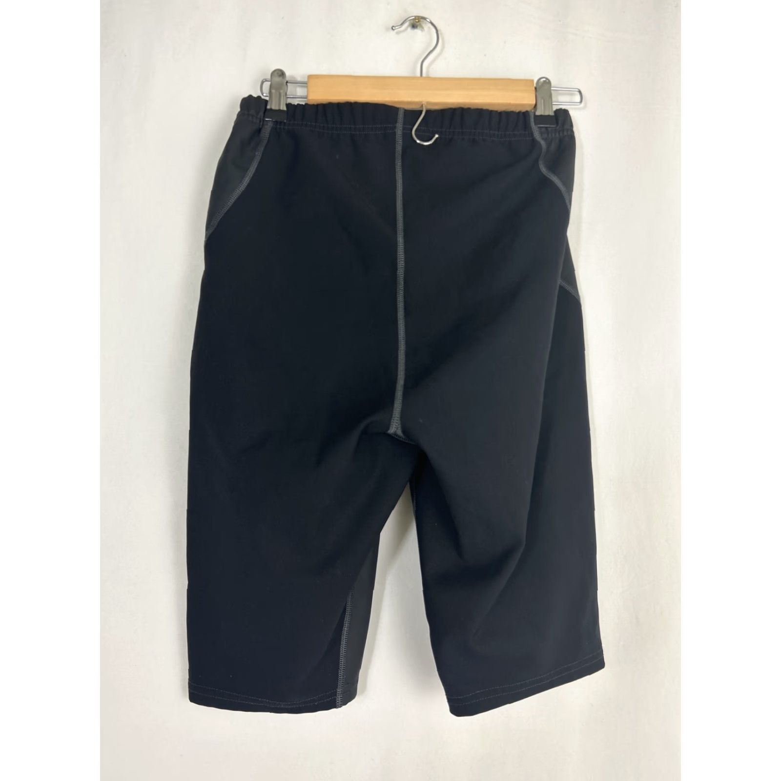 Teva Teva Bermuda Shorts Mens Small Black Polyester 28x10 Drawstring Shirt? Size US 29 - 6 Thumbnail