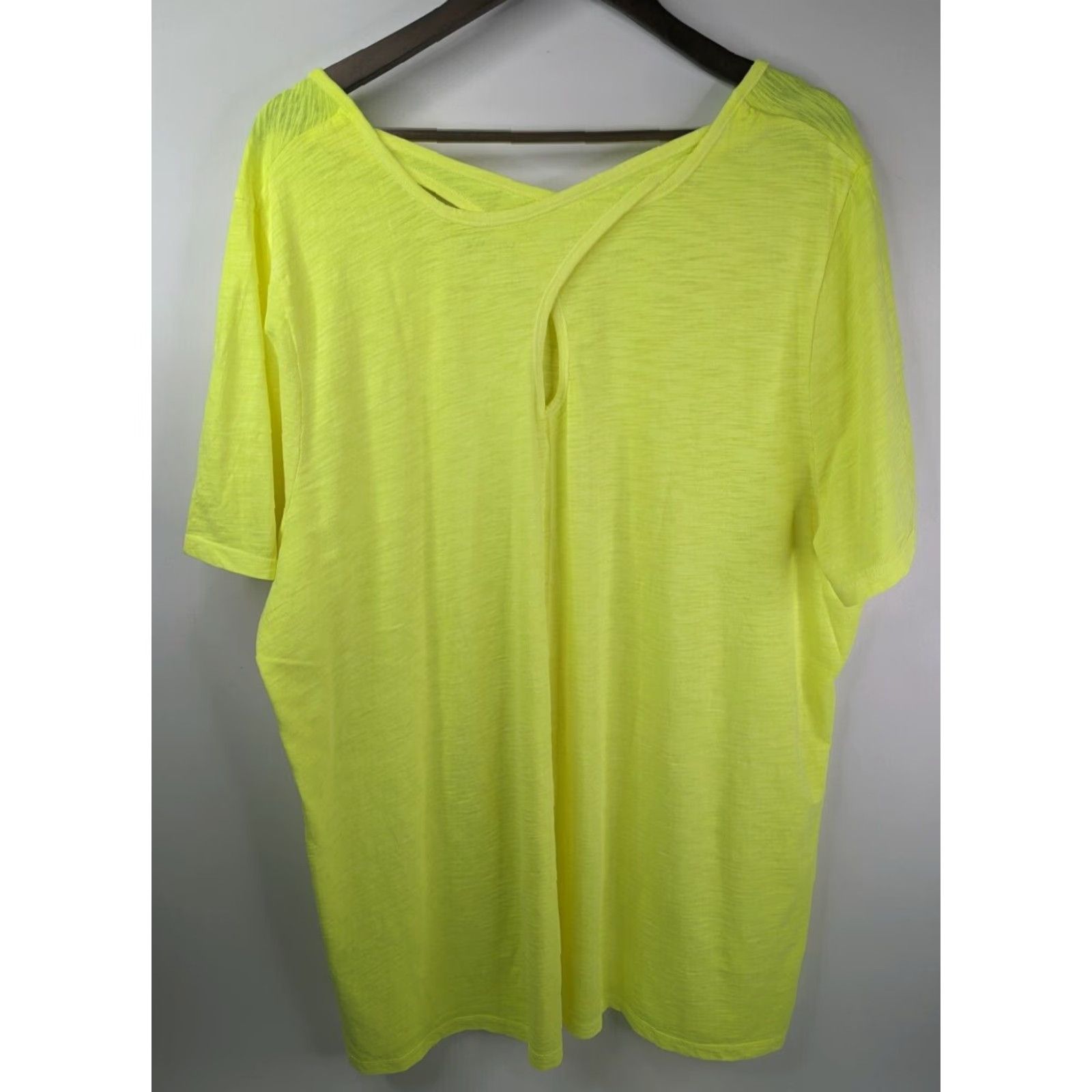 Vintage Catherines V-Neck Top Womens 1X 18/20 Yellow Solid Criss Cross Back Cotton Shirt Blouse Size XL / US 12-14 / IT 48-50 - 3 Thumbnail