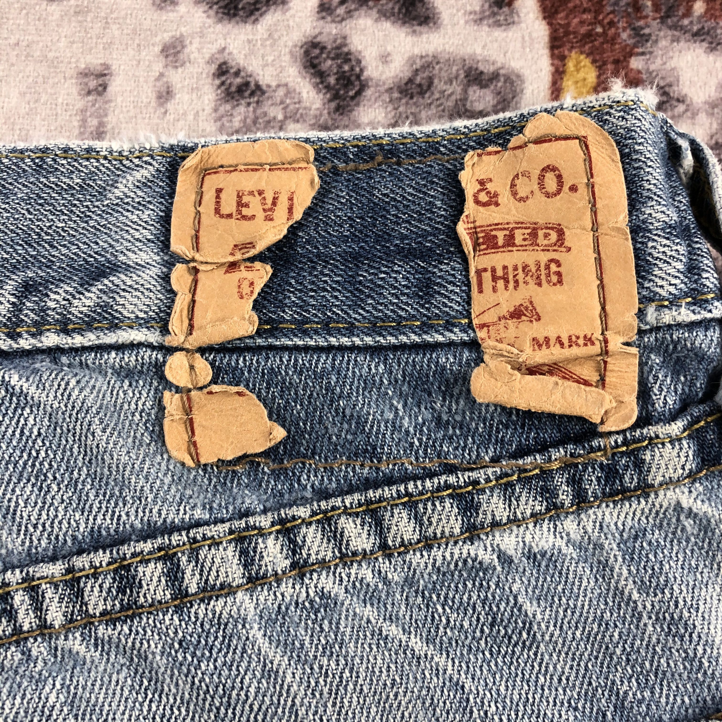 Levi's × Vintage Vintage Blue Wash Levis 559 Jeans-JM2974 Size US 37 - 7 Thumbnail