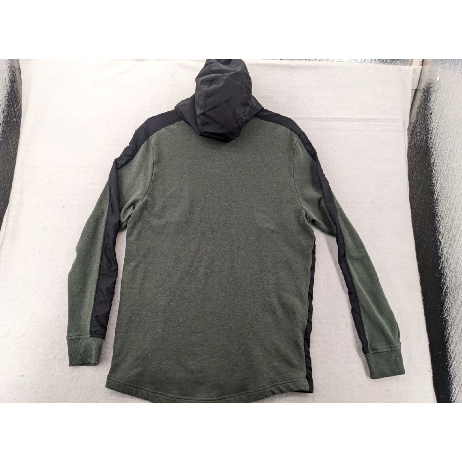Under Armour Under Armour Hoodie Men Medium Grey Pullover Kangaroo Sweater Size US M / EU 48-50 / 2 - 2 Thumbnail